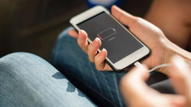 Cargador inalámbrico o con cable, ¿cuál es mejor para los móviles Android?