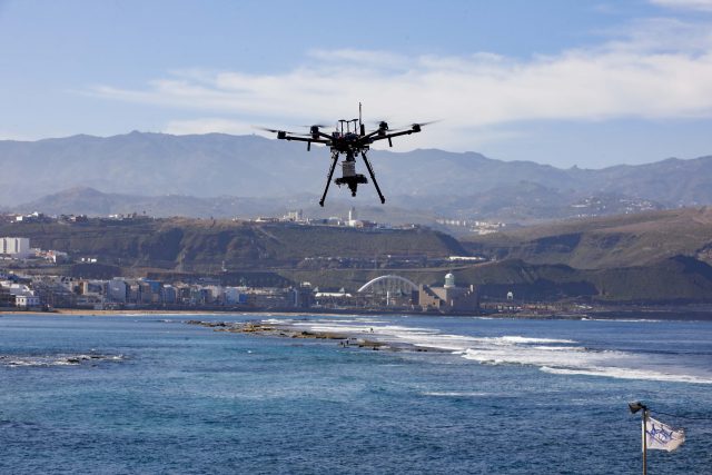 Dron Sobrevolando La Barra