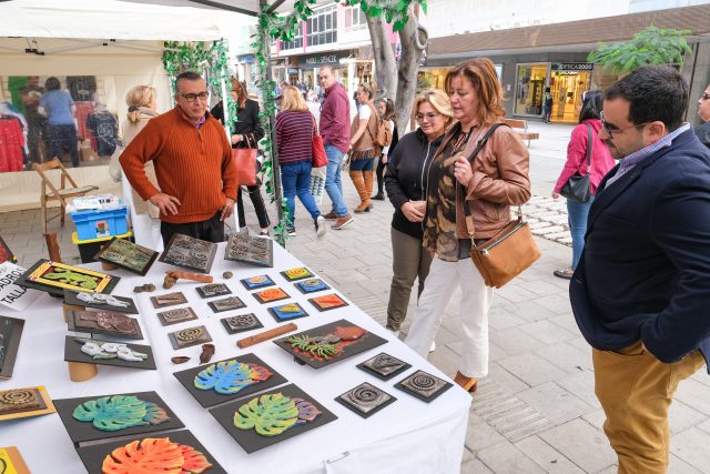 Mercadillo Mesa Y Lopez 2