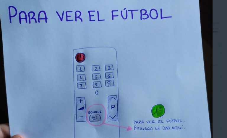 Dibuja un croquis para que su abuelo pueda ver el fútbol y se convierte en viral