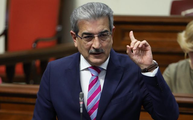 roman rodriguez parlamento