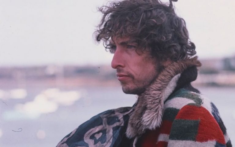 Bob Dylan publica su canción más larga: 17 minutos dedicados a la muerte de Kennedy
