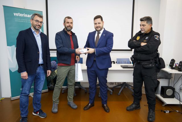 Entrega Lectores Microchips 2