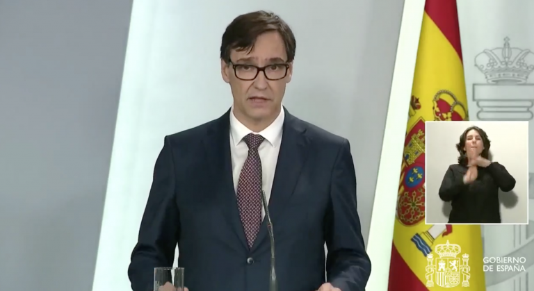 El ministro de Sanidad: «Lo peor esta por llegar»