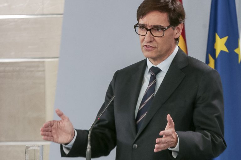 Sanidad admite que el «contagio importante» se produjo antes del 8M y un juez investigará si hubo delito