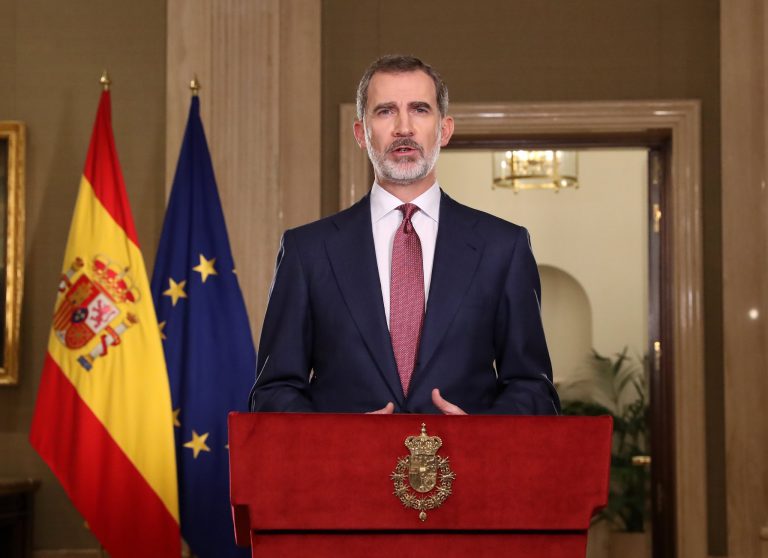 Detenido un hombre por enviar tuits contra la Casa Real e instituciones del Estado