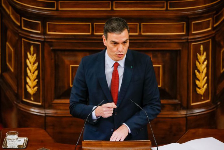 El Congreso avala de madrugada la prórroga del estado de alarma y Sánchez pide «tiempo» para acabar con el coronavirus