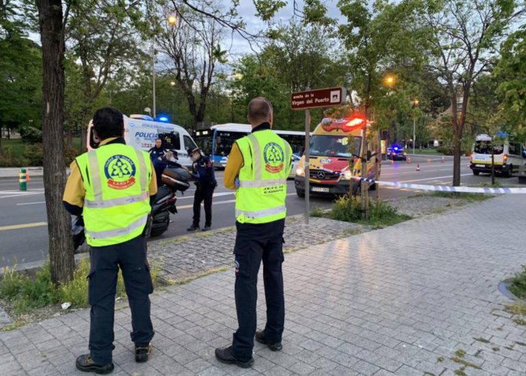 Muere un motorista tras perder el control de su moto en Virgen del Puerto