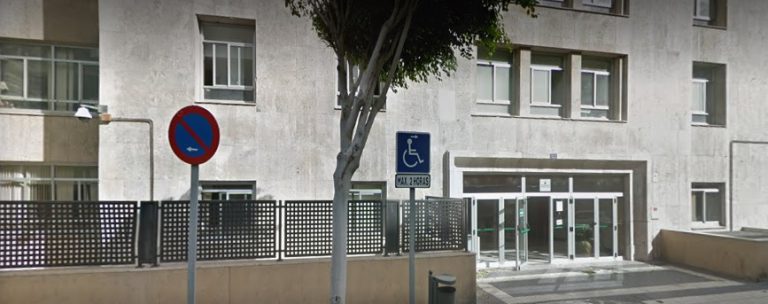 Una trabajadora del Centro Sociosanitario del Pino da positivo y está en su casa, el protocolo se activó de inmediato y el resto está sin síntomas