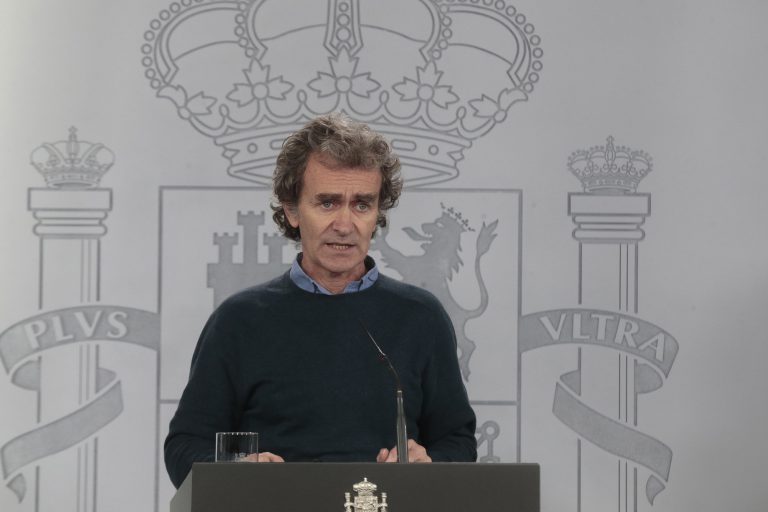 Sanidad destaca que a pesar de «los datos variables» estamos «ante una fase de descenso» de la pandemia
