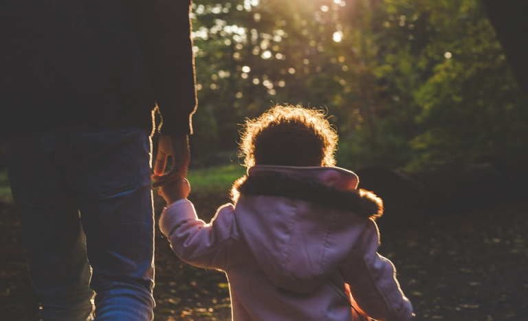 Sanidad responde: ¿Han repuntado los casos de coronavirus tras la salida de los niños a la calle?