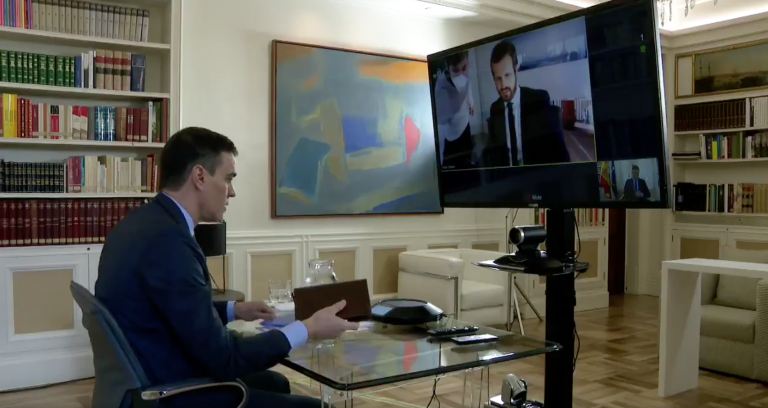 Casado, tras reunirse con Sánchez: «Encontrará el hombro del PP en el Parlamento»