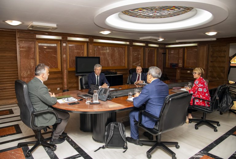 Los agentes económicos y sociales muestran su compromiso de acuerdo en las primeras reuniones en torno al Pacto para la Reactivación de Canarias