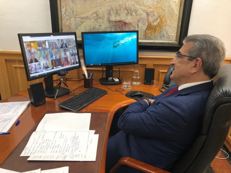 Rodríguez emplaza al Gobierno central a una reunión bilateral donde negociar mayores compensaciones para Canarias 
