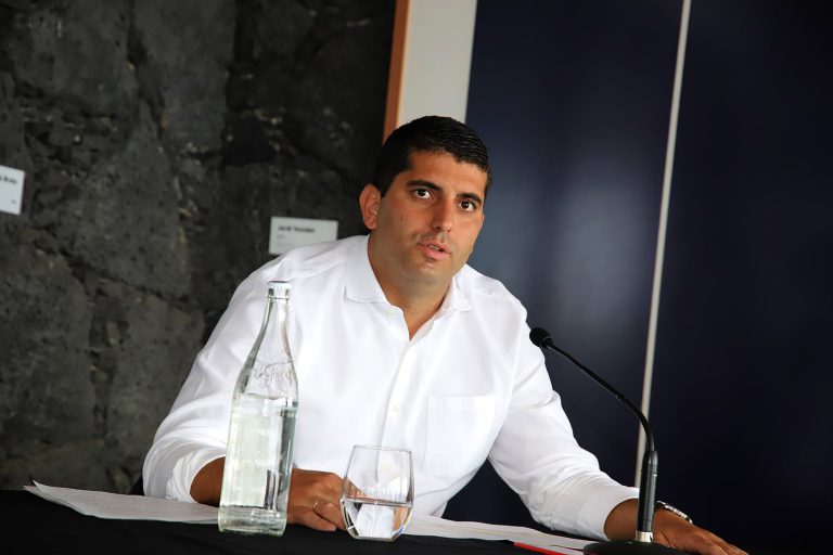 Los Centros sacarán a licitación 36 contratos de obras, servicios y suministros en las próximas semanas