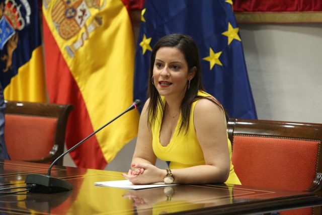 09072020 Yaiza CAstilla Parlamento