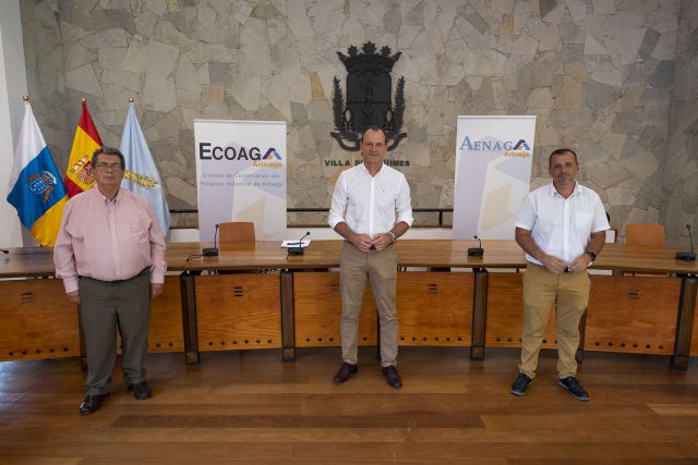 200808_aguimes_firma6