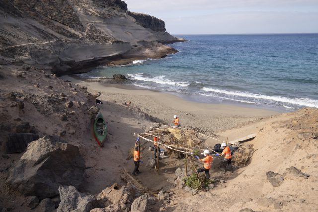 20200713_cabtf_desalojo_caleta_adeje_37