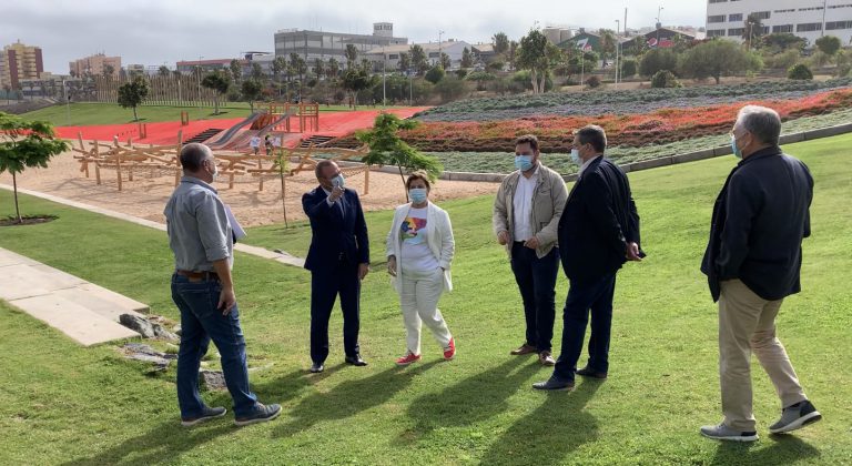 Las Palmas de Gran Canaria habilita 1.500 metros cuadrados de nuevos espacios al aire libre para jugar y hacer deporte en el parque de La Ballena