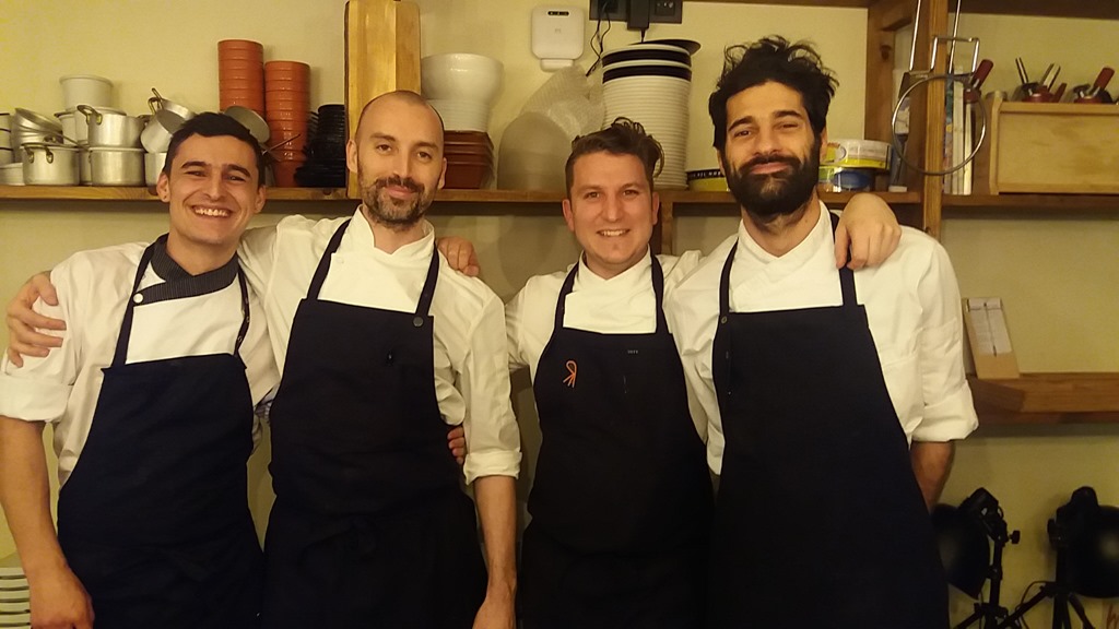 El Equipo Del Chef Matteo Bertozzi