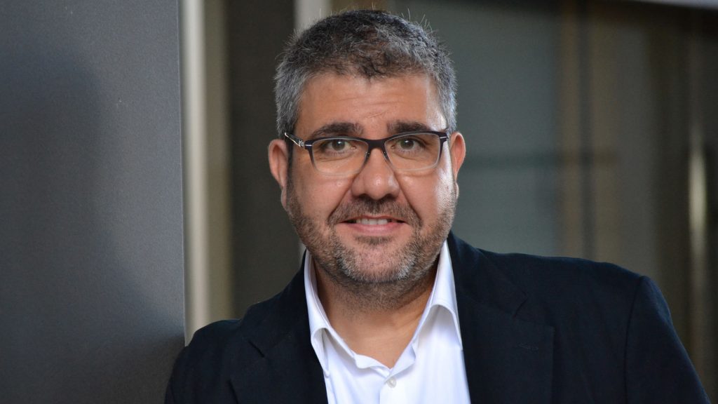 El humorista y presentador se anima con la cocina