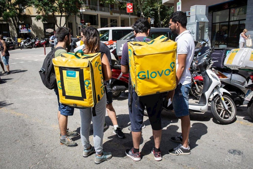 Justeat, Glovo, Deliveroo... ¿Cuál Es La Compañía De Comida A Domicilio Más Usada?