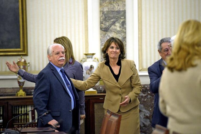El fiscal Navajas denuncia presiones de fiscales «contaminados políticamente» como Madrigal