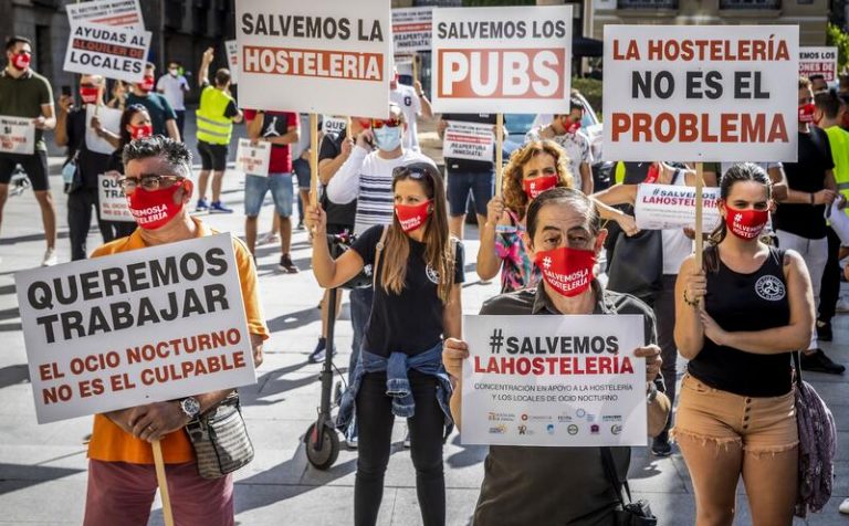La hostelería y el ocio nocturno se movilizan en Valencia