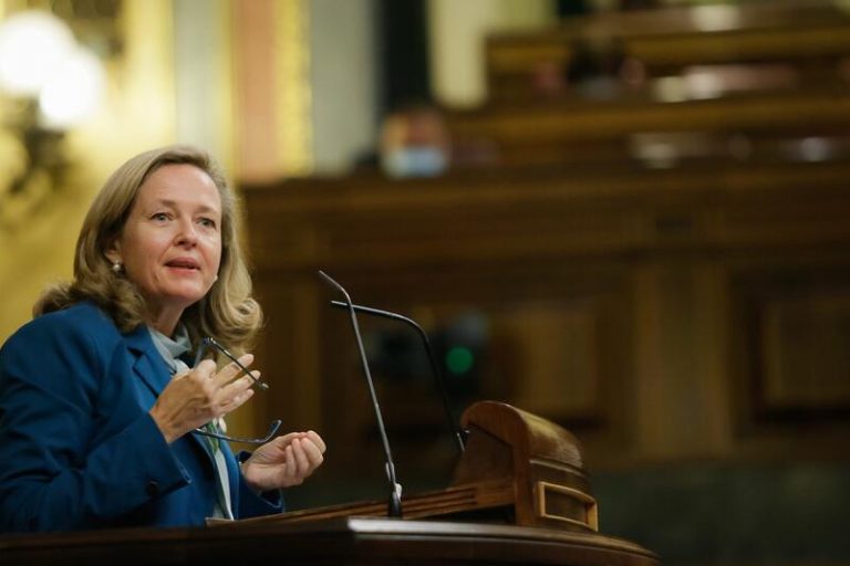 Calviño cifra «entre dos y tres puntos de PIB» el impacto de su plan de recuperación