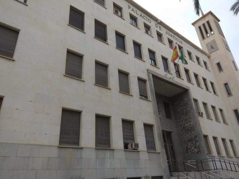Condenan a 21 años y medio de prisión a la acusada de asesinar a la pastelera de El Ejido