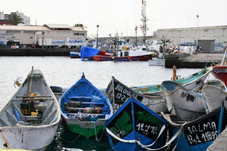 Unos 1.300 migrantes llegan a las costas españolas en lo que va de semana