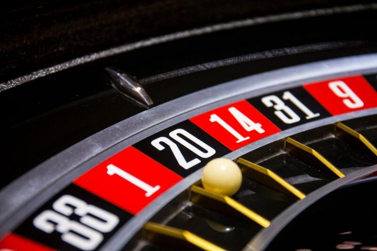 Casi el 85% de los españoles participa en algún juego de azar