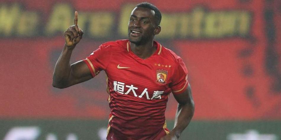 Iniesta y otros jugadores que se han largado de Europa por dinero 26 Iniesta