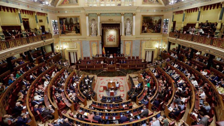 El Congreso rechaza la moción Vox que exigía penas de cárcel para los ‘okupas’