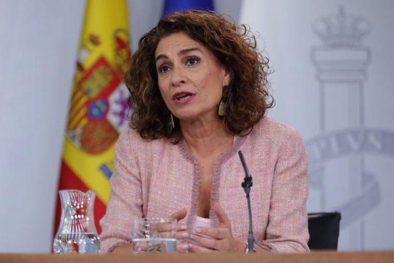 PP exige a Montero que se vote el techo de gasto