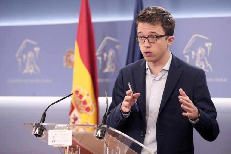 Errejón afea las críticas a García: «Los hombres no tienen que ser siempre protagonistas»