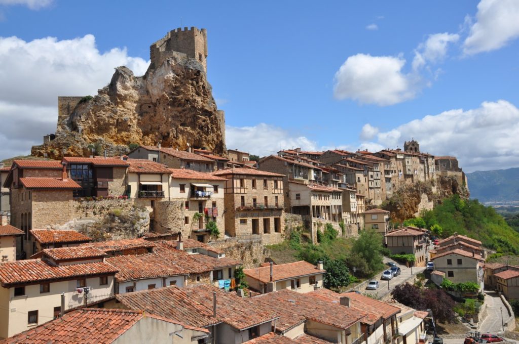 Con Castillo Medieval Incluido: La Ciudad Con Menos Habitantes De España