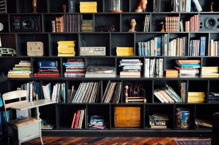 Las cinco mejores librerías de Madrid para disfrutar de un fin de semana lluvioso