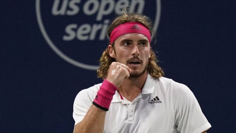 El polémico Tsitsipas se atreve con el mismísimo Elon Musk