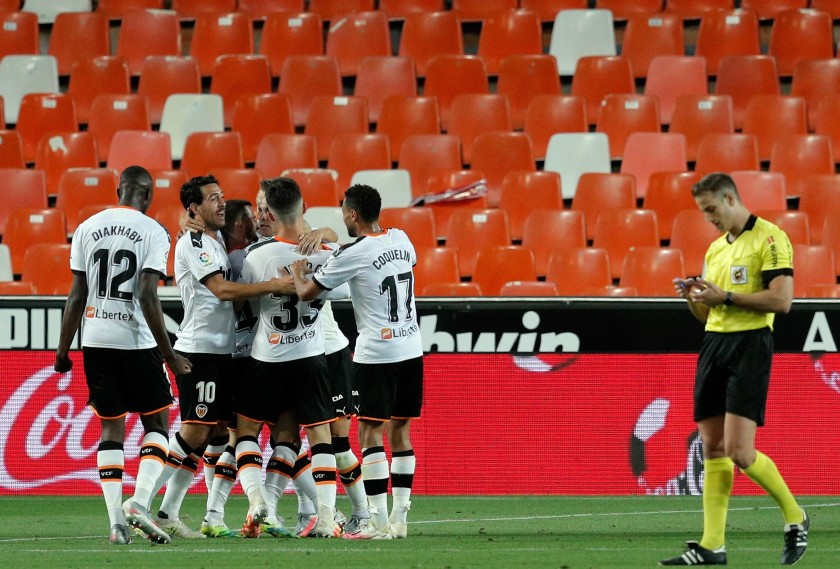 ¿Es Tonto? La Liga Se Pierde Así. Todo El Valencia Le Culpa De Lo Mismo 2 Valencia