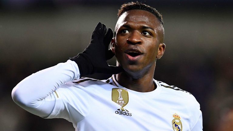 Los cuatro jugadores del Real Madrid que no soportan a Vinícius