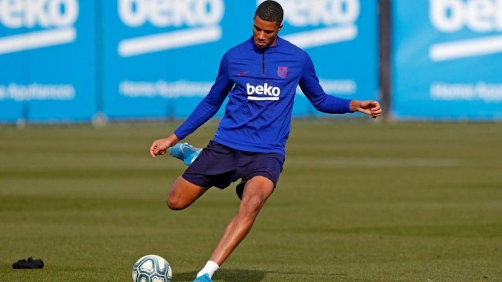 Florentino Se Duerme. Le Birlan Al Real Madrid La Nueva Estrella Del Fútbol 2 Xavier Mbuyamba En El Barça