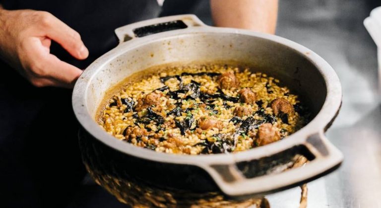 Los trucos de expertos para cocinar el arroz