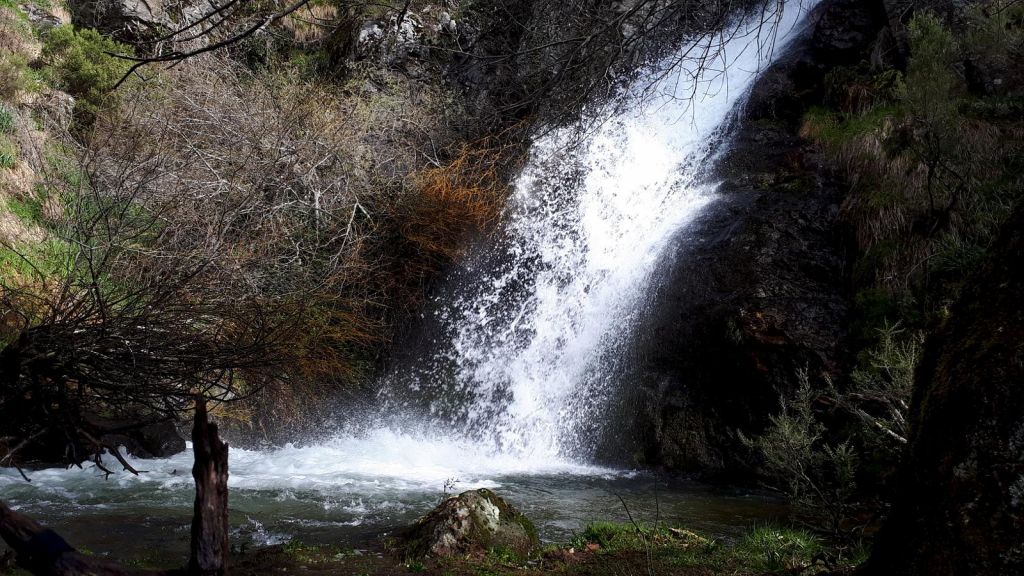 Cascada Del Cancho Litero