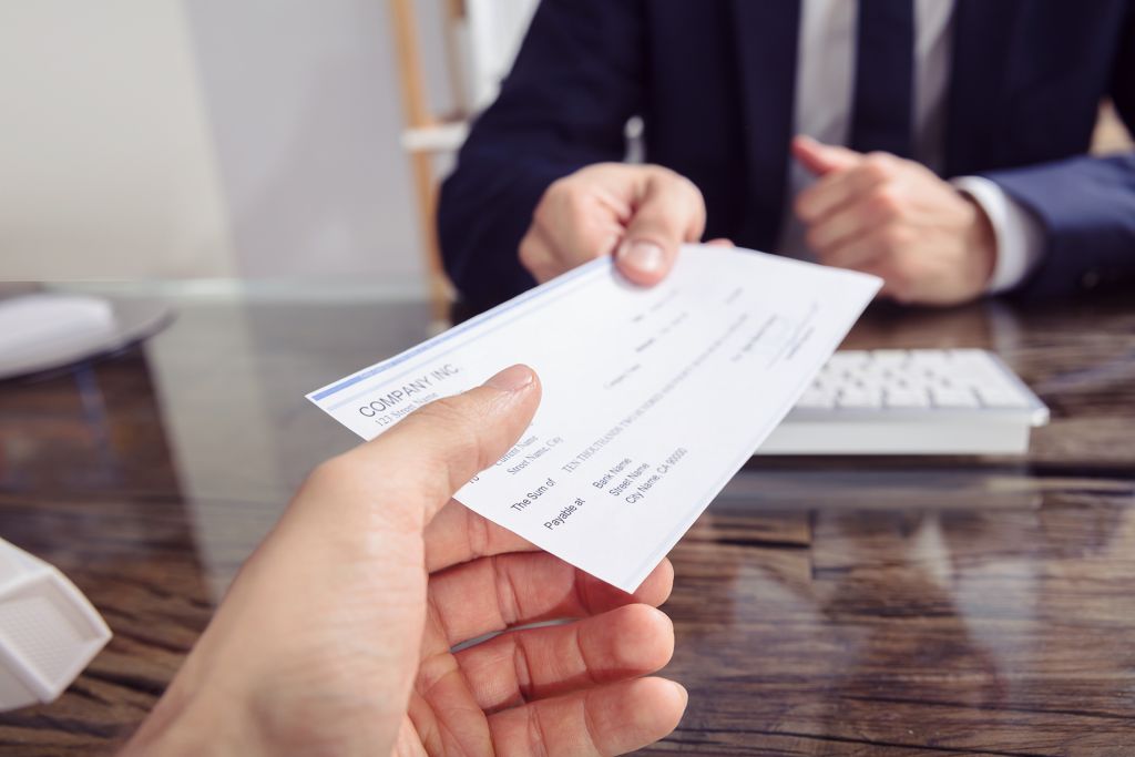 comisiones ingresar cheques