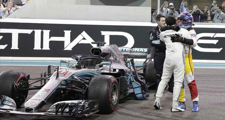 Mercedes, Lewis Hamilton