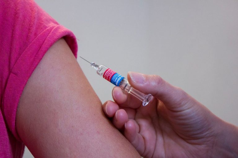 Qué hacer si quieres ponerte la vacuna de la gripe este año