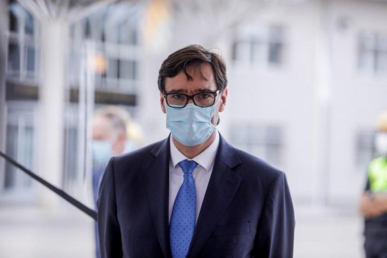 Illa agradece a los farmacéuticos su «ejemplar labor» durante la pandemia