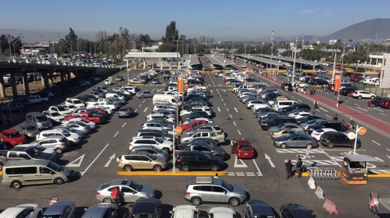 ¿Dónde dejar el coche en Málaga si se viaja desde el aeropuerto?