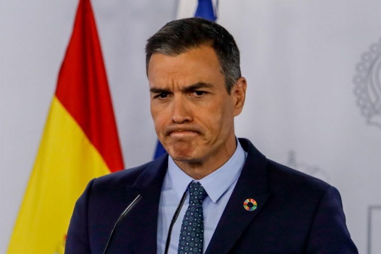 Pedro Sánchez: «Esto no es un juego. La segunda ola es menos veloz y letal, pero es muy peligrosa»